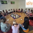 körbe ülős asram jóga